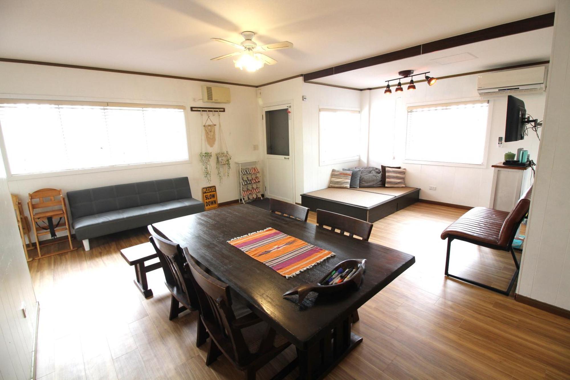 Hotel Whale Okinawa Kadena Esterno foto
