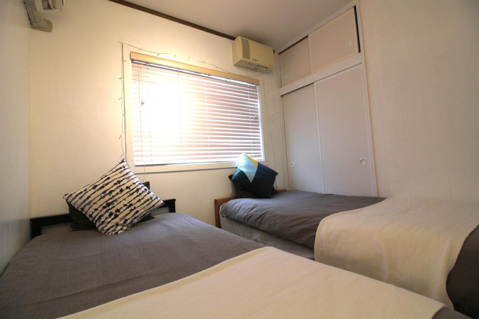 Hotel Whale Okinawa Kadena Esterno foto