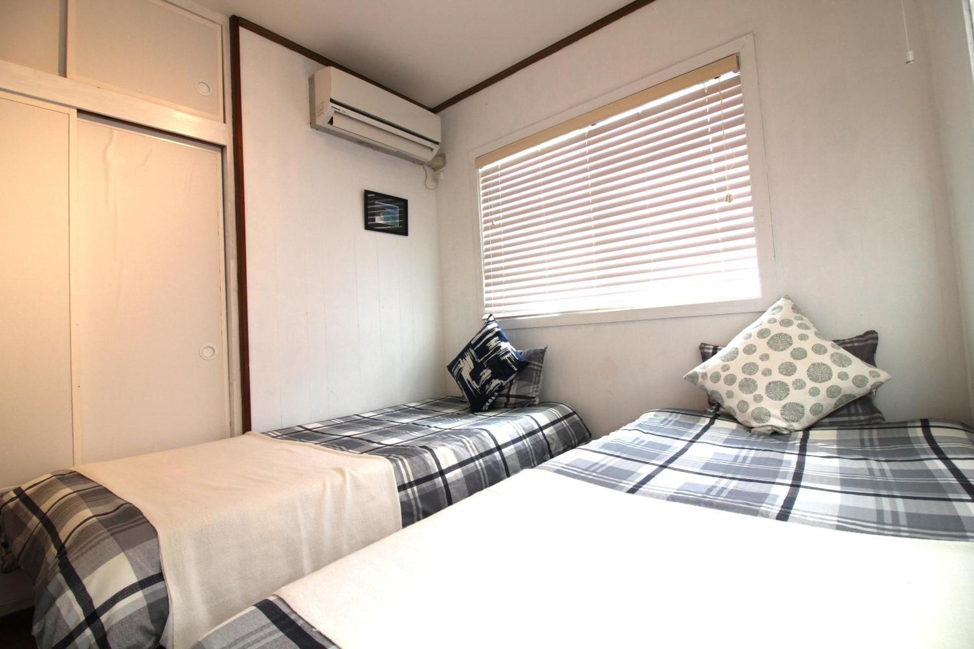 Hotel Whale Okinawa Kadena Esterno foto